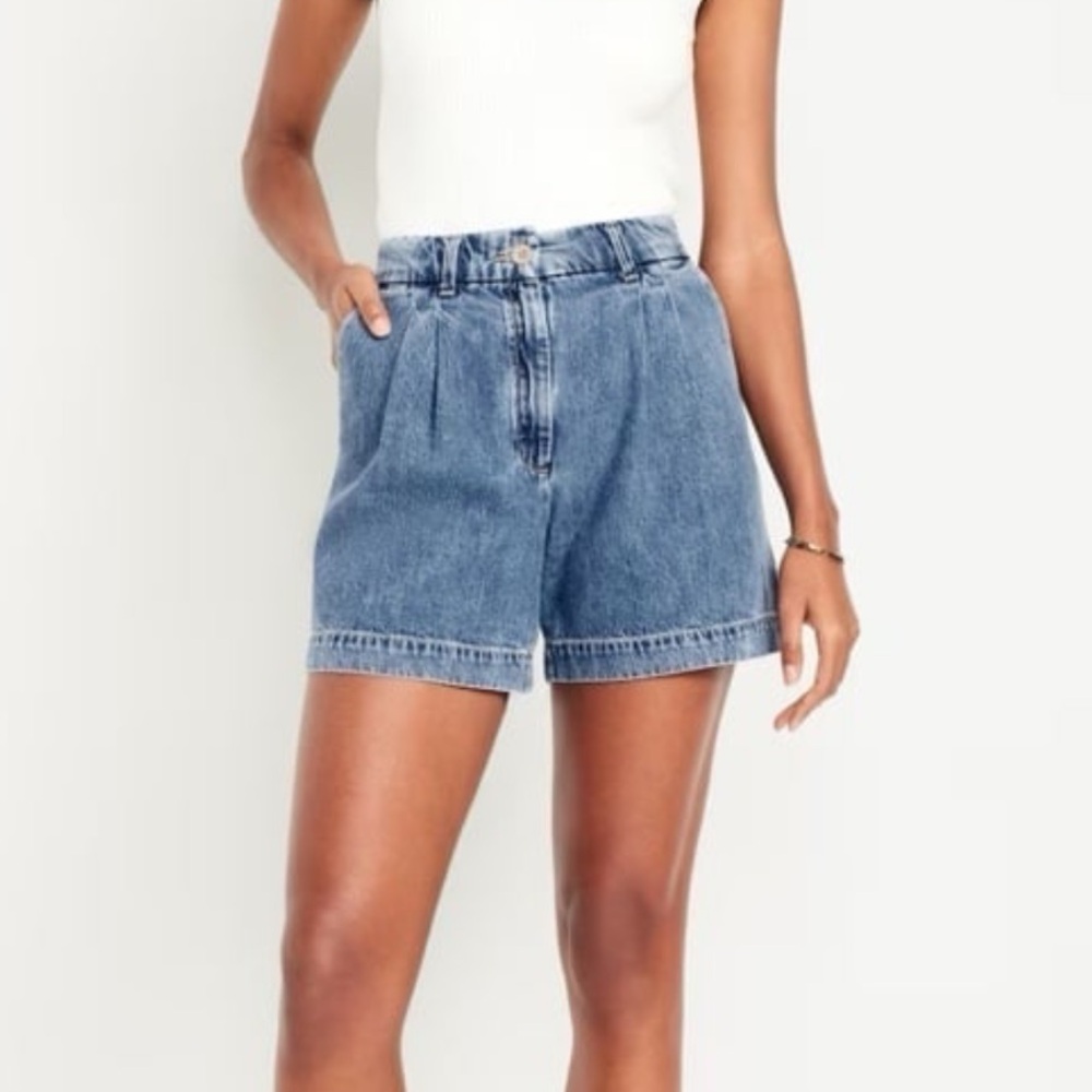 Old Navy Taylor Denim Shorts
